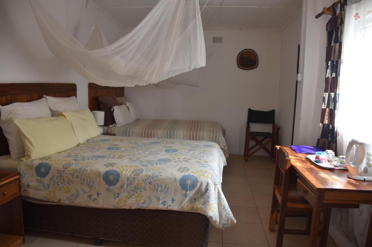 Tabonina Guesthouse Livingstone Exterior photo